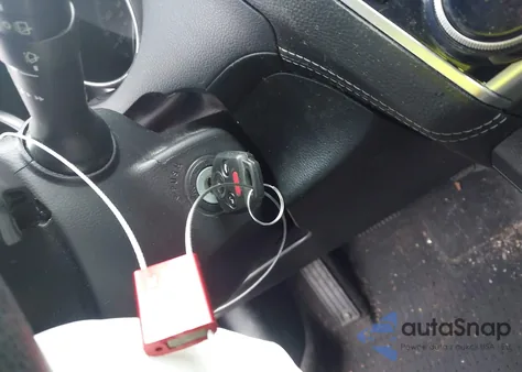 2018 Subaru Outback 2.5I Premium из США, поврежденный, VIN 4S4BSACC0J3340842